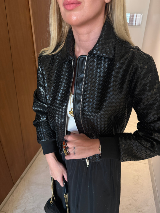 Orijinal Model , Bottega Model , Çıkabilir Yakalı , Premium Deri , Siyah Bomber Ceket