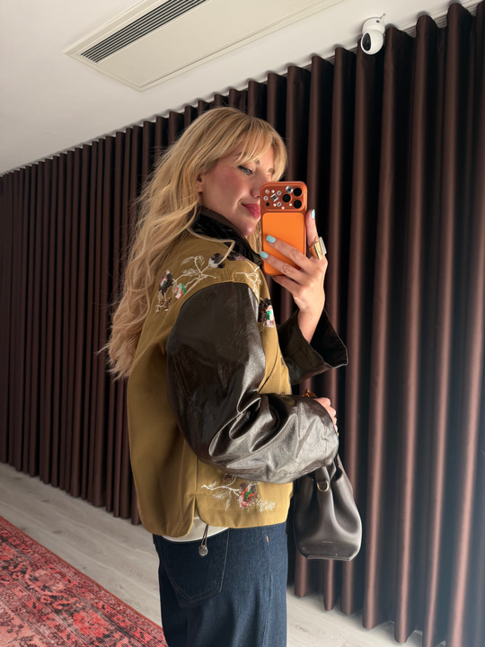 Orijinal Model Pul Payet İşlemeli Deri Mix Ceket