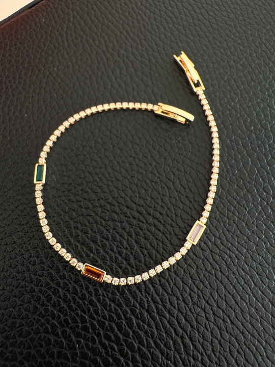 14k Gold Kaplama , Üç Mini Renkli Taşlı Bileklik