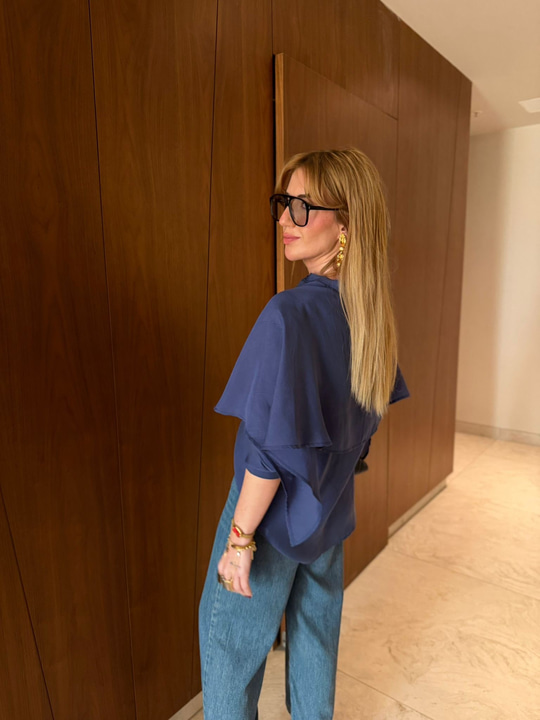 İpek Dokulu , Lacivert Pelerin Gömlek