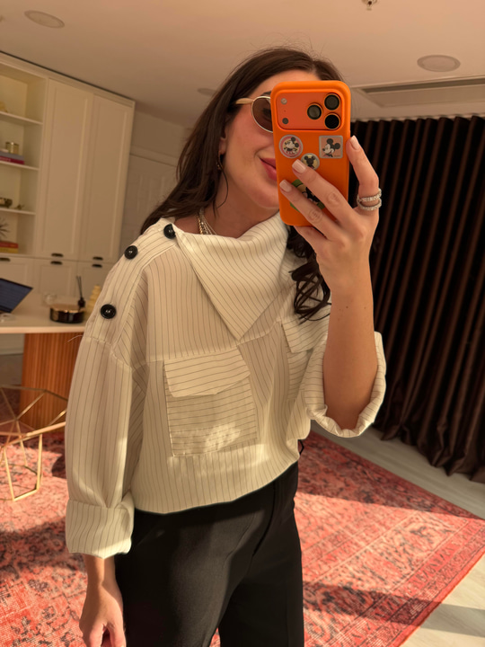 Orijinal Model , Omzu Düğmeli , Çizgili Modal Gömlek