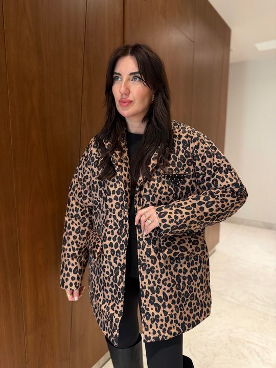 Orijinal Model , Taş İşleme Aksesuarlı , Kemerli , Şişme Leopar Mont