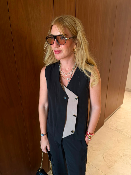 Orijinal Model , Tasarım Düğme Detaylı , Siyah & Bej , Tencel Takım