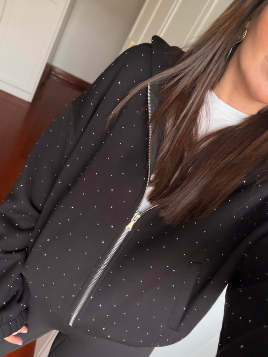 Taş Çakımlı , Parıltılı , Siyah Sweatshirt