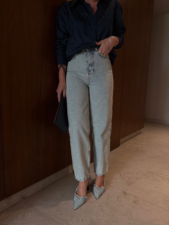 Yanları Nakışlı, Buz Mavisi Mom Jean