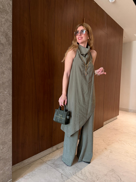 Orijinal Model , Degaje Yaka , Tencel Haki Takım