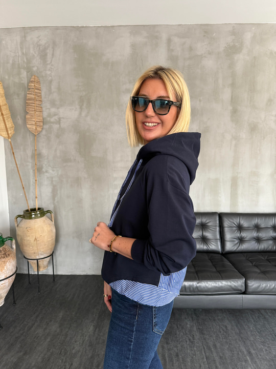Orijinal Model , Lacivert Poplin Detaylı , Kapişonlu Sweat