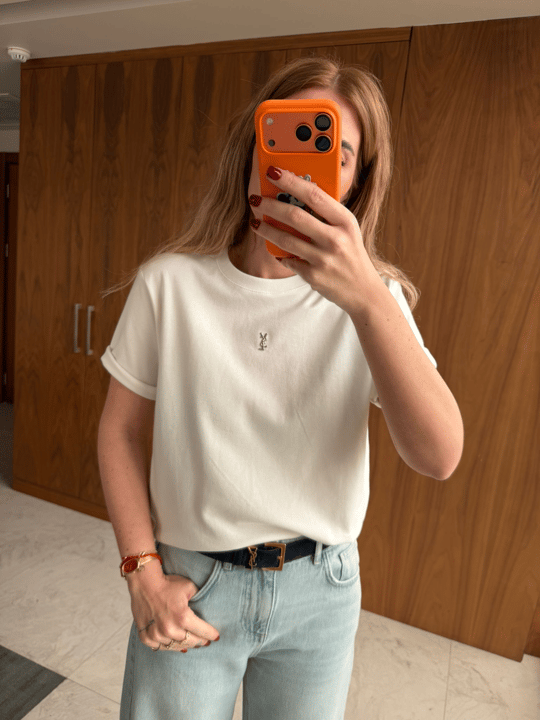 Orijinal Model , Metal Logolu , Beyaz T-shirt