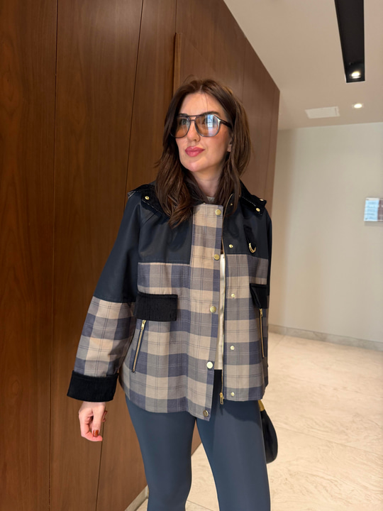 Orijinal Model , Kadife Detaylı , Lacivert Ekoseli , Tasarım Trençkot