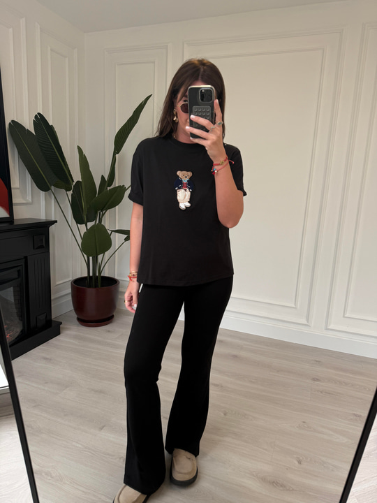 Marka Logo İşlemeli , Siyah T-shirt