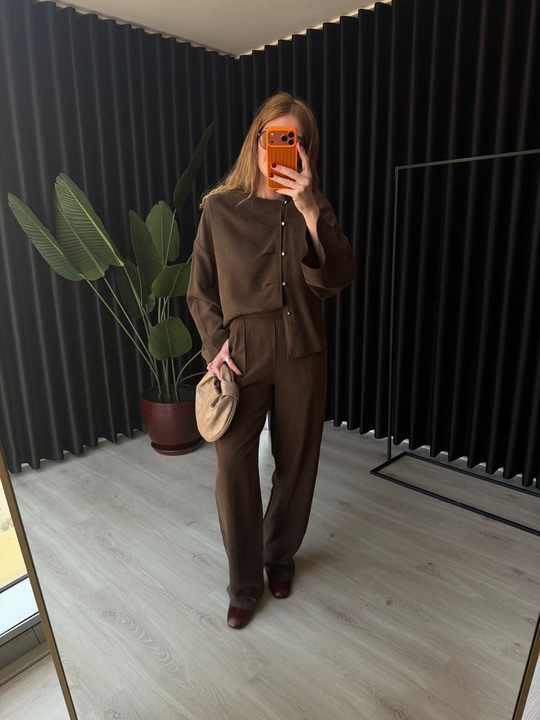 Orijinal Model , Acıkahve , Yandan Düğmeli , Premium Tok Tencel , Takım