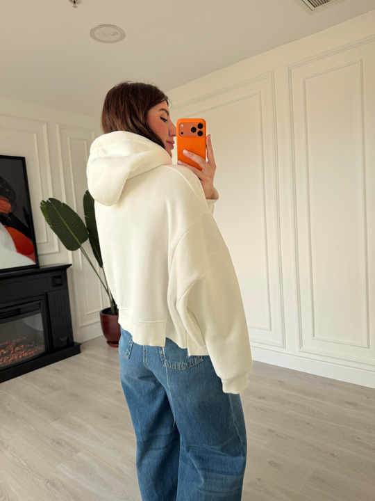 Yakası Fermuarlı , Kapüşonlu , Ekru Sweatshirt