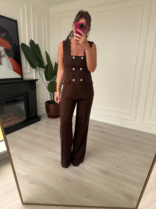 Taş Düğmeli, Acı Kahve Yelek & Pantalon Takım