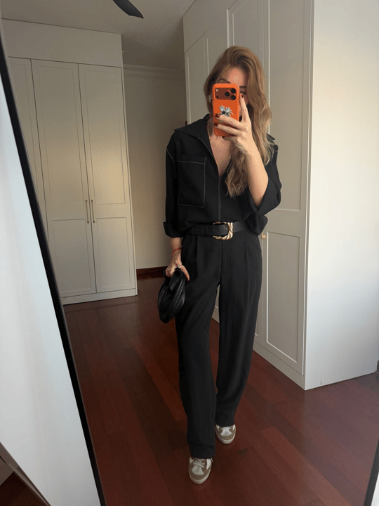 Orijinal Model , Beyaz Dikiş Detaylı , Tok Tencel , Siyah Takım