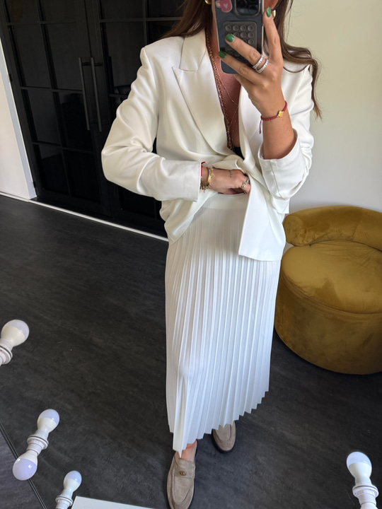 Beli Lastikli , Ekru , Pliseli Etek