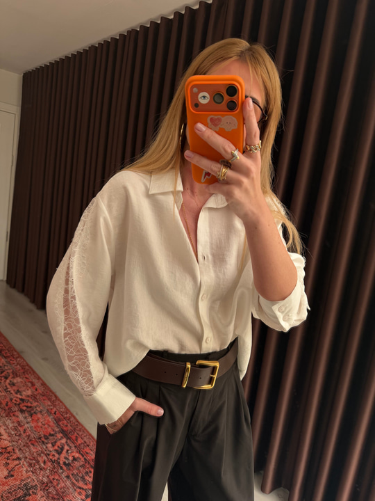 Orijinal Model , Kolları Dantel Şeritli , Premium Gömlek