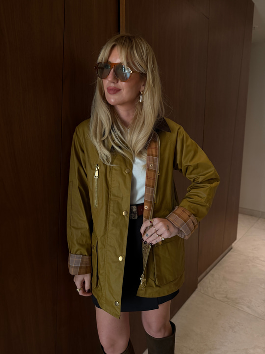Orijinal Model , Yağlı Dokuda , Çift Cepli , Premium Yağ Yeşili Mont