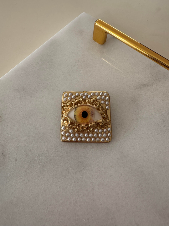 Gold , Renkli Göz Broş
