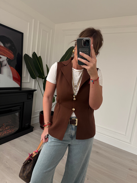Orijinal Model , Gold Düğmeli , Çelik Örme , Acı Kahve Yelek