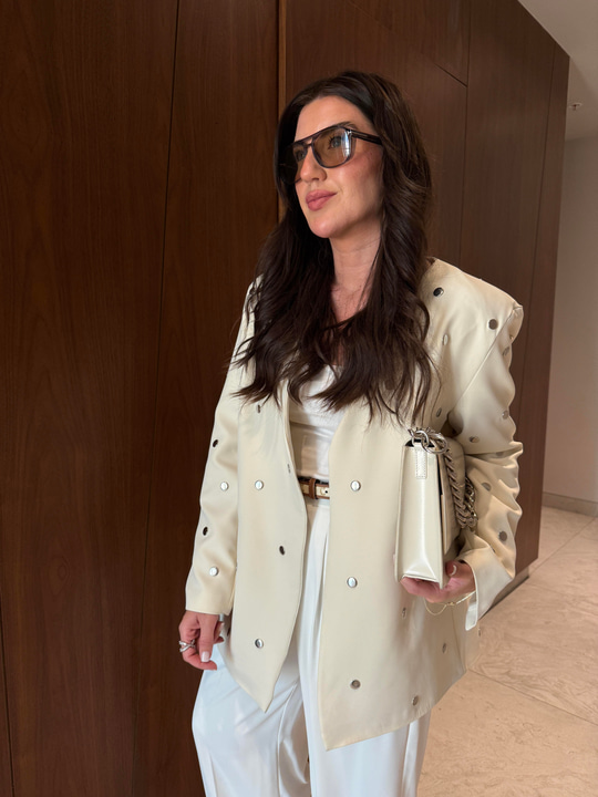 Orijinal Model , Ekru , Zımbalı Ceket