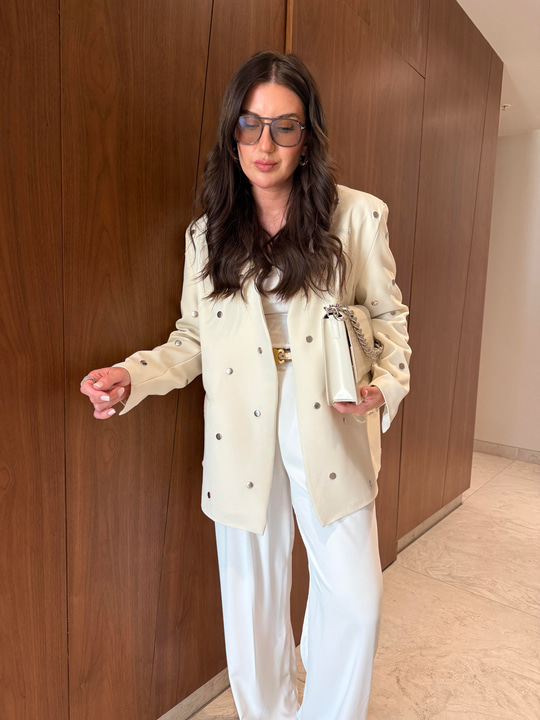 Orijinal Model , Ekru , Zımbalı Ceket