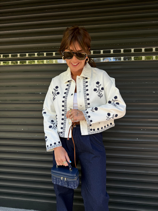 Lacivert Nakışlı Ekru Premium Denim Ceket