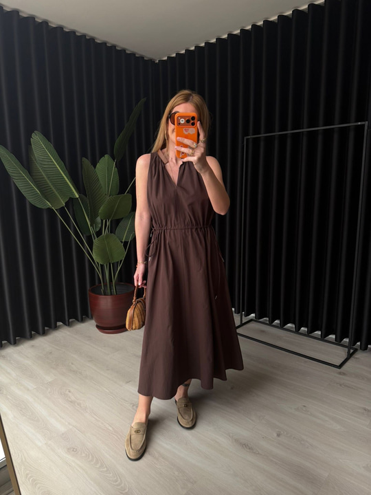 Orijinal Model , Deri Yaka Detaylı , Acıkahve Elbise