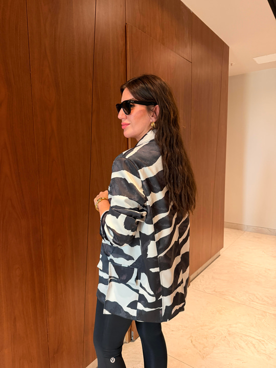 Orijinal Model , Zebra Desenli , Tok Saten Ceket