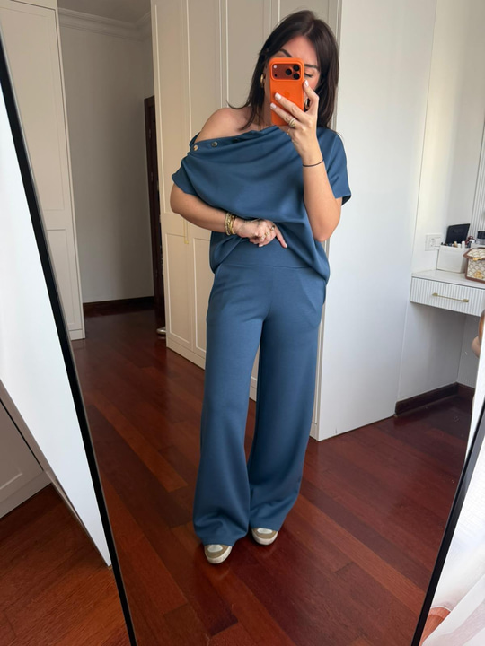 Orijinal Marka , Omzu Gold Detaylı , İndigo , Tok Modal Takım