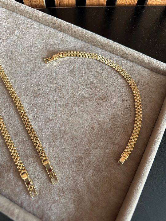 Rlx Model Gold Bileklik