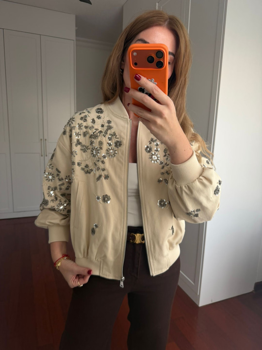 Kristal Taş İşlemeli Premium Bej Bomber Ceket