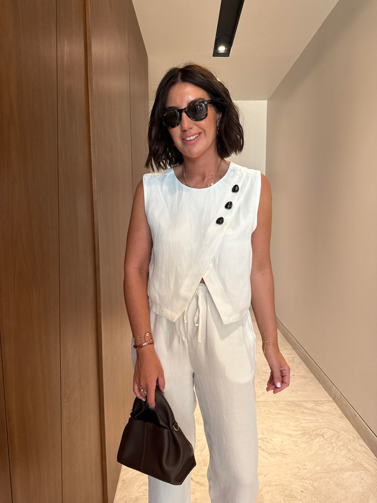 Orijinal Model , Premium Keten , Düğme Detaylı , Ekru Takım