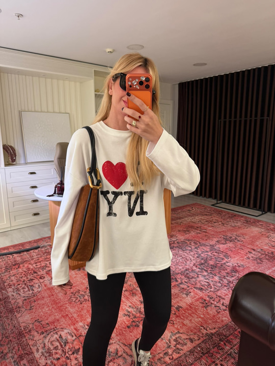 Uzun Kollu , New York Sweatshirt