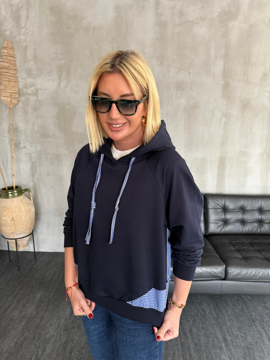 Orijinal Model , Lacivert Poplin Detaylı , Kapişonlu Sweat