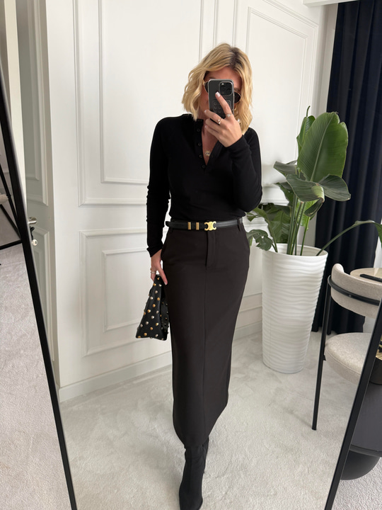 Premium Likralı Krep Kumaş , Arkası Yırtmaçlı , Siyah Kalem Etek