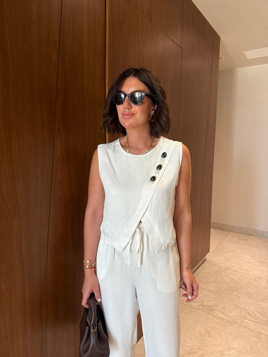 Orijinal Model , Premium Keten , Düğme Detaylı , Ekru Takım
