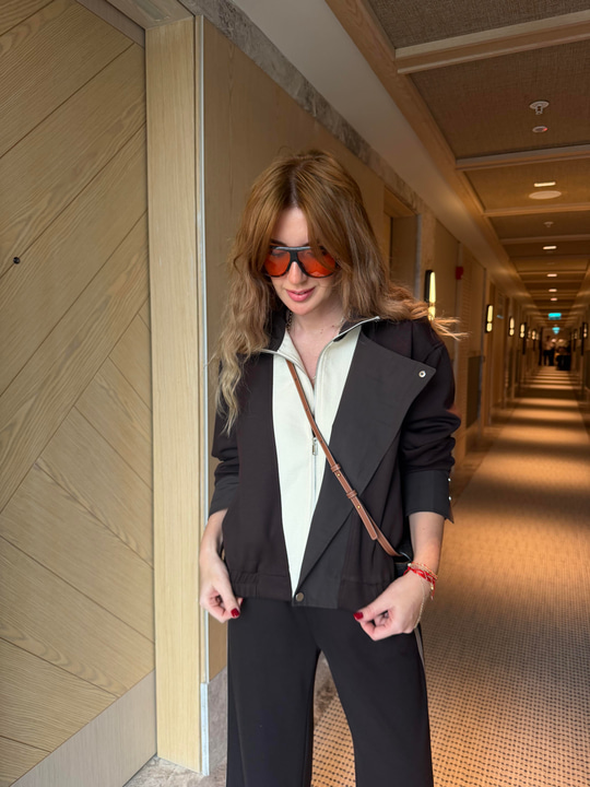 Orijinal Model , Bej Trenç Detaylı , Acıkahve Takım