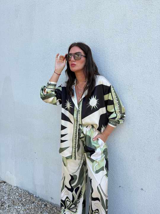 Orijinal Model , Beli Lastikli , Pantolon & Gömlek , Desenli , Yeşil Saten Takım