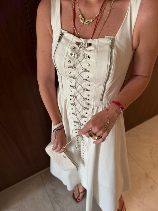 Orijinal Model , Önü Klips & Fermuarlı , Premium Kalite , Astarlı Beyaz Elbise