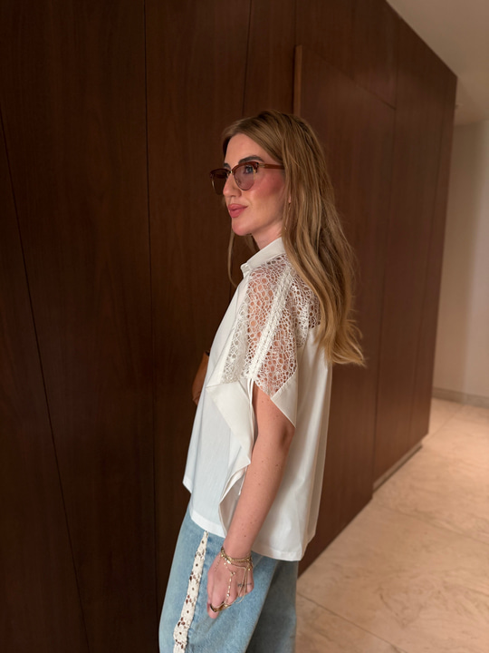 Orijinal Model , Kolu Büzgülü , Dantel Detaylı Poplin Gömlek