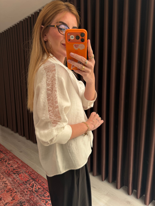 Orijinal Model , Kolları Dantel Şeritli , Premium Gömlek