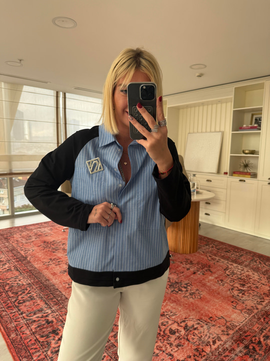 Orijinal Model Broşlu Poplin Mix Tasarım Gömlek