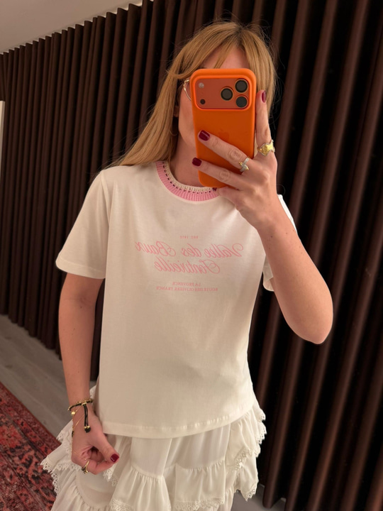 Pembe Merserize Yakalı , Ekru T-shirt