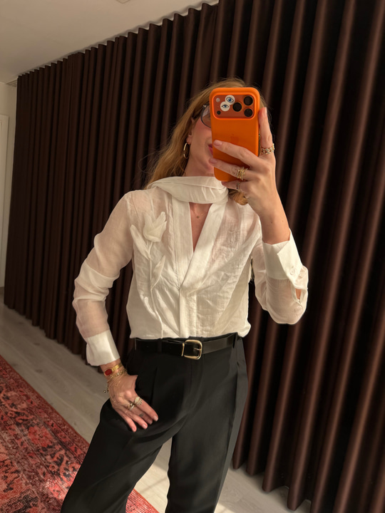 Orijinal Model , Fularlı Şifon Gömlek