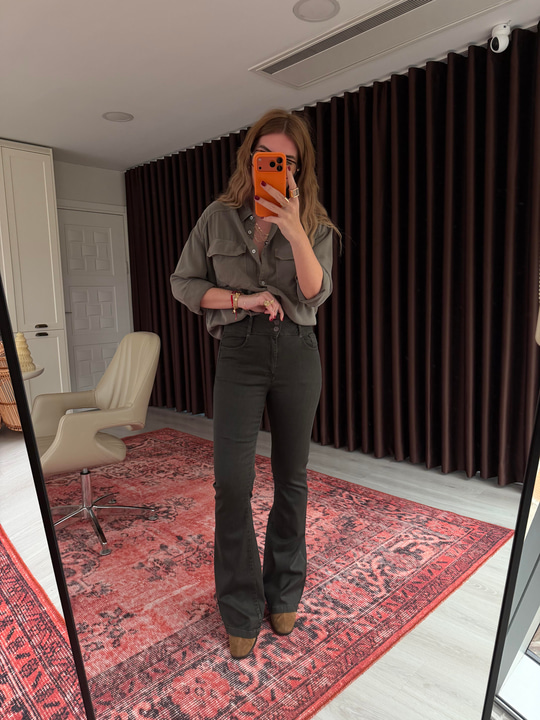 Push-up Etkili , Likralı , Haki İspanyol Paça Jean