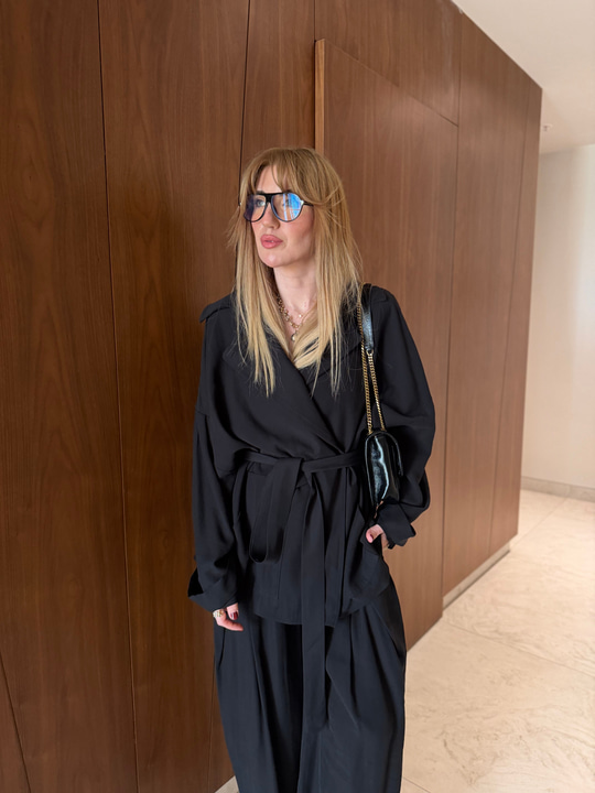 Orijinal Model , Özel Dokulu , Tek Düğmeli , Siyah Kuşaklı Takım