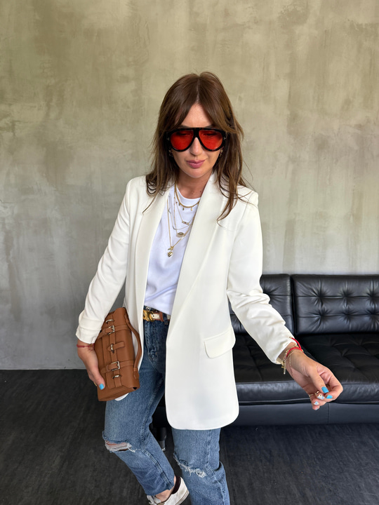 Orijinal Model , Kolu Büzgülü , Likralı , Ekru Blazer Ceket