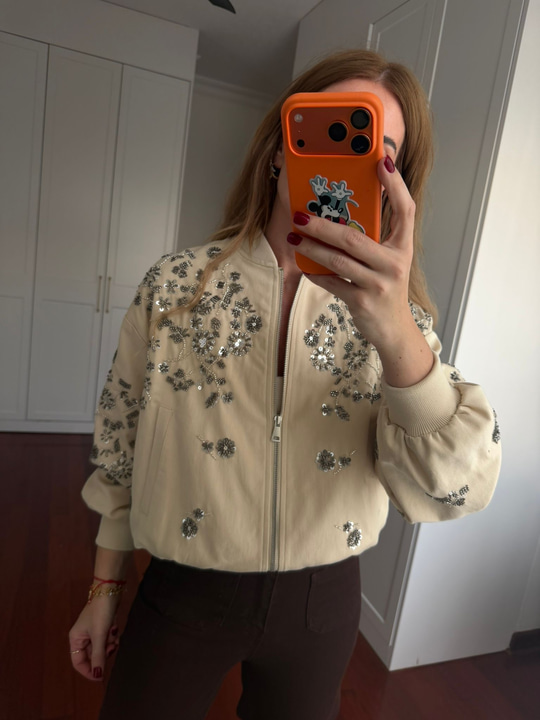 Kristal Taş İşlemeli Premium Bej Bomber Ceket