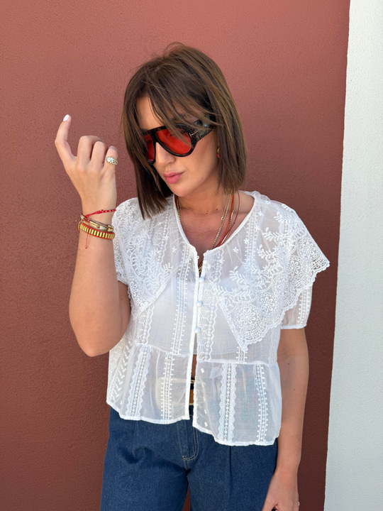 Geniş Yakalı , Premium Dantelli Bluz