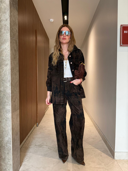 Orijinal Model , Premium , Acıkahve Süet Gömlek